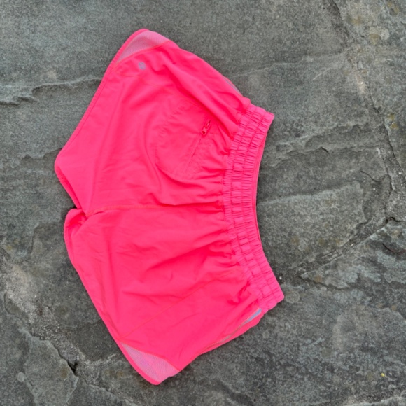 Lululemon hotty hot lined size 10 shorts - Picture 10 of 11
